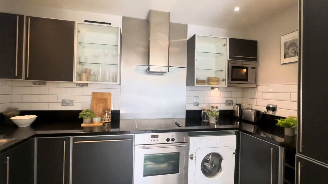ID: 3301, 2 Bedroom Property, Dublin 2