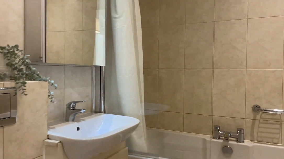 ID: 3801, 3 Bedroom Property, Dublin 2