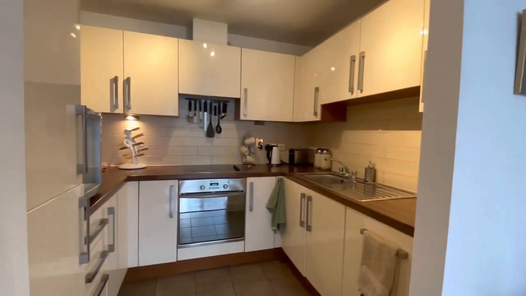 ID: 3024, 2 Bedroom Property, Dublin 1