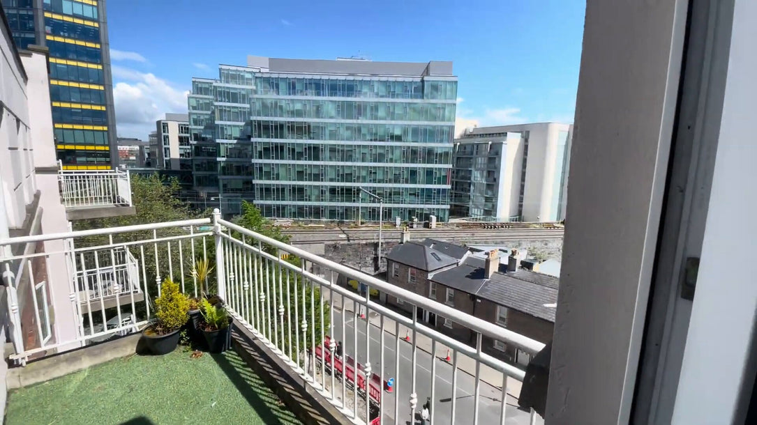ID: 3008, 2 Bedroom Property, Dublin 4