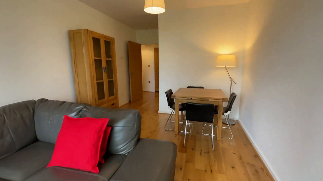 ID: 3044, 2 Bedroom Property, Dublin 3