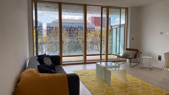 ID: 3077, 2 Bedroom Property, Dublin 2