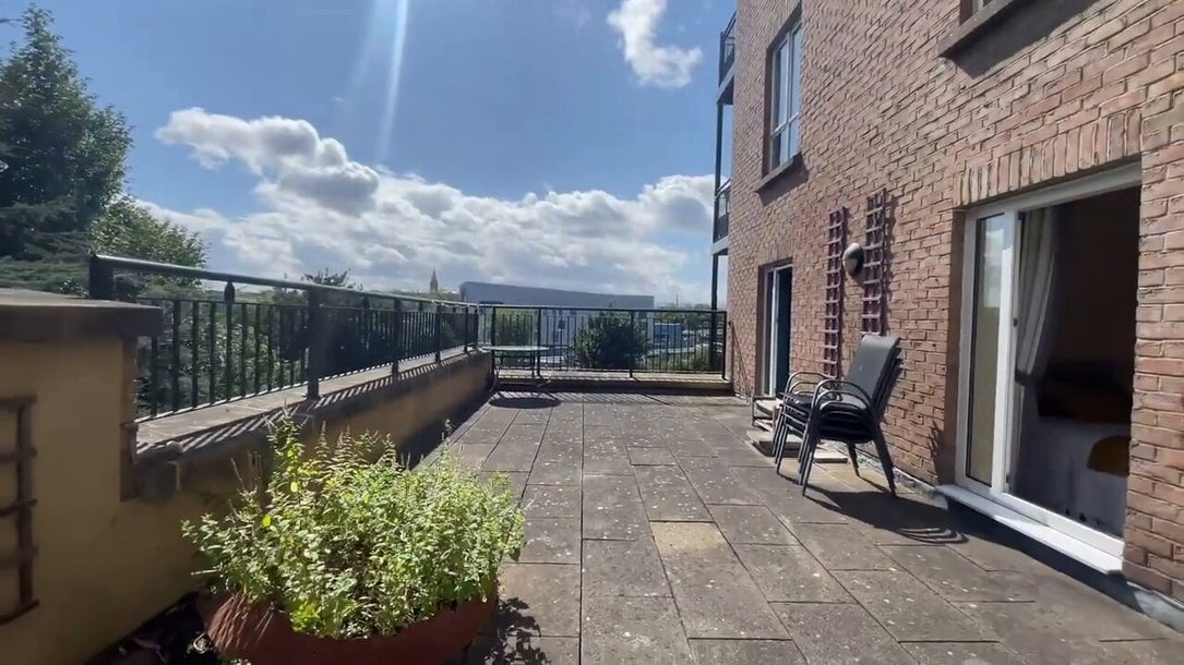 ID: 3906, 2 Bedroom Property, Dublin 8