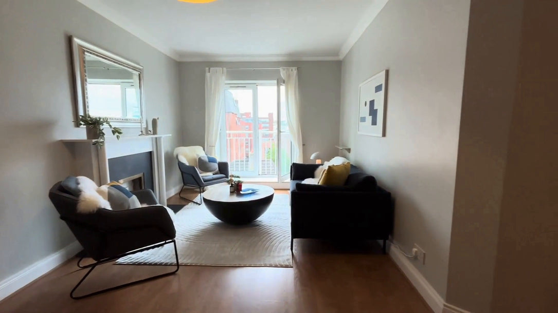ID: 3909, 3 Bedroom Property, Dublin 2