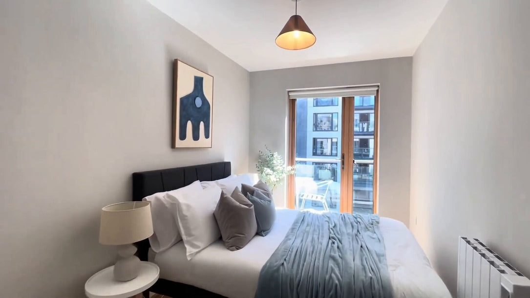 ID: 3301, 2 Bedroom Property, Dublin 2
