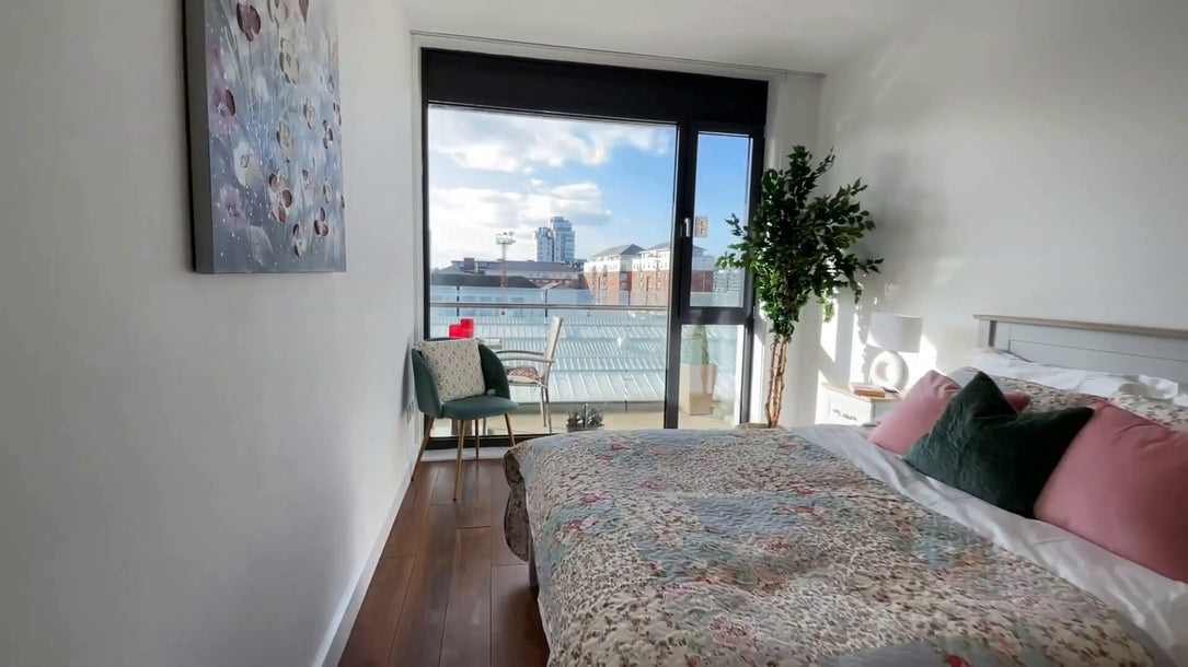 ID: 3049, 2 Bedroom Property, Dublin 4