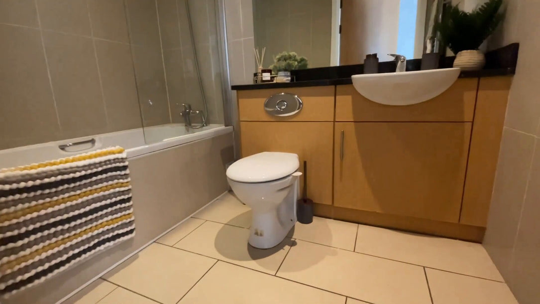 ID: 3049, 2 Bedroom Property, Dublin 4