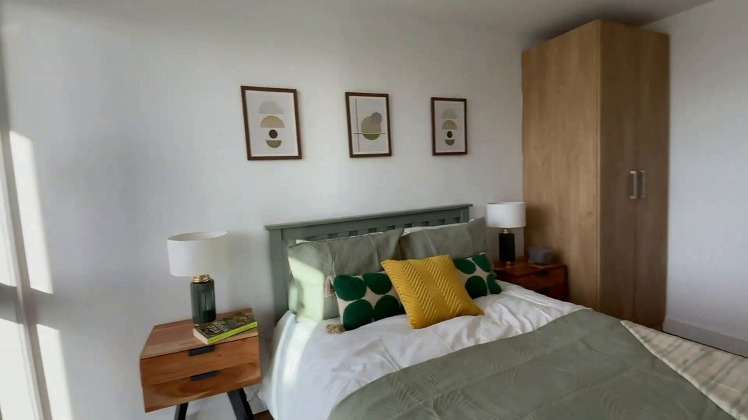ID: 3049, 2 Bedroom Property, Dublin 4