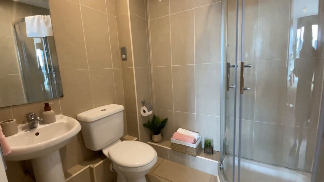 ID: 3049, 2 Bedroom Property, Dublin 4