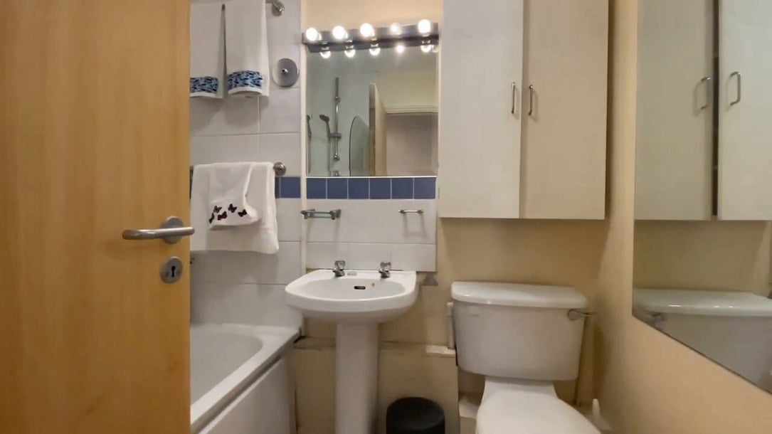 ID: 3906, 2 Bedroom Property, Dublin 8