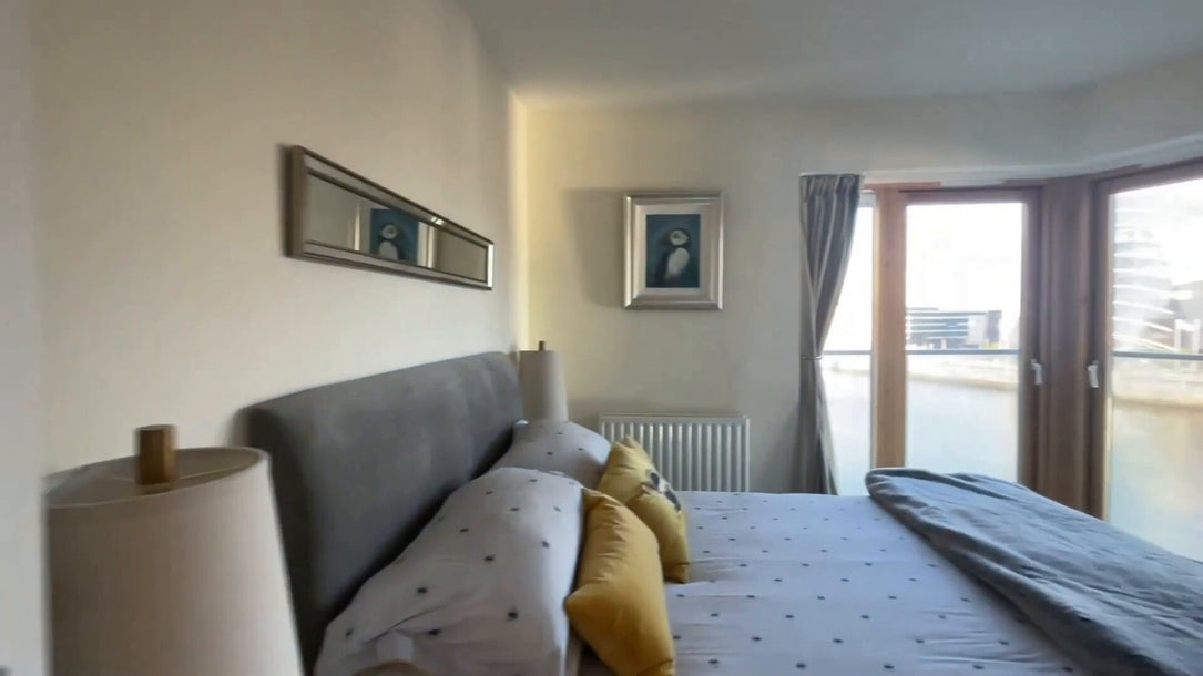 ID: 3019, 3 Bedroom Property, Dublin 2