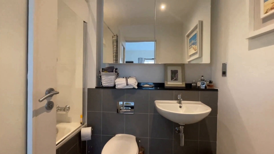 ID: 3019, 3 Bedroom Property, Dublin 2
