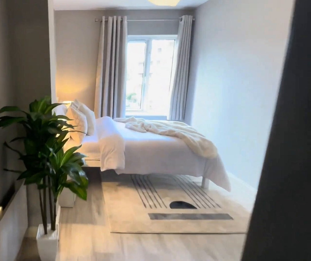 ID: 3027, 2 Bedroom Property, Dublin 2