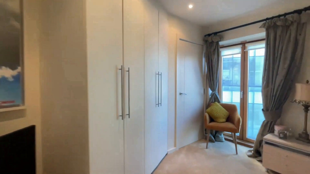 ID: 3019, 3 Bedroom Property, Dublin 2
